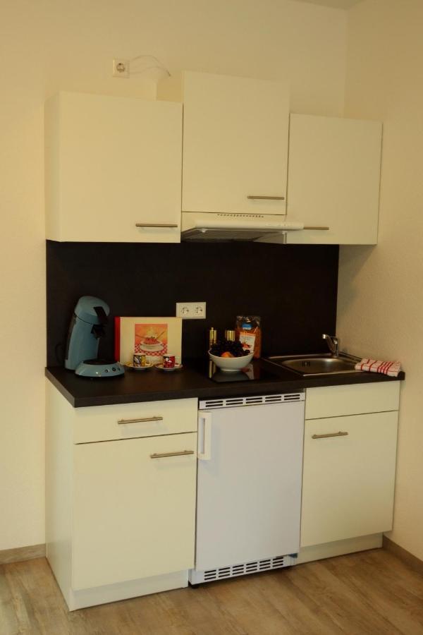 Unique Zentrale Moderne 2 Zimmer Wohnung Nahe Dem Park Вилинген-Швенинген Екстериор снимка