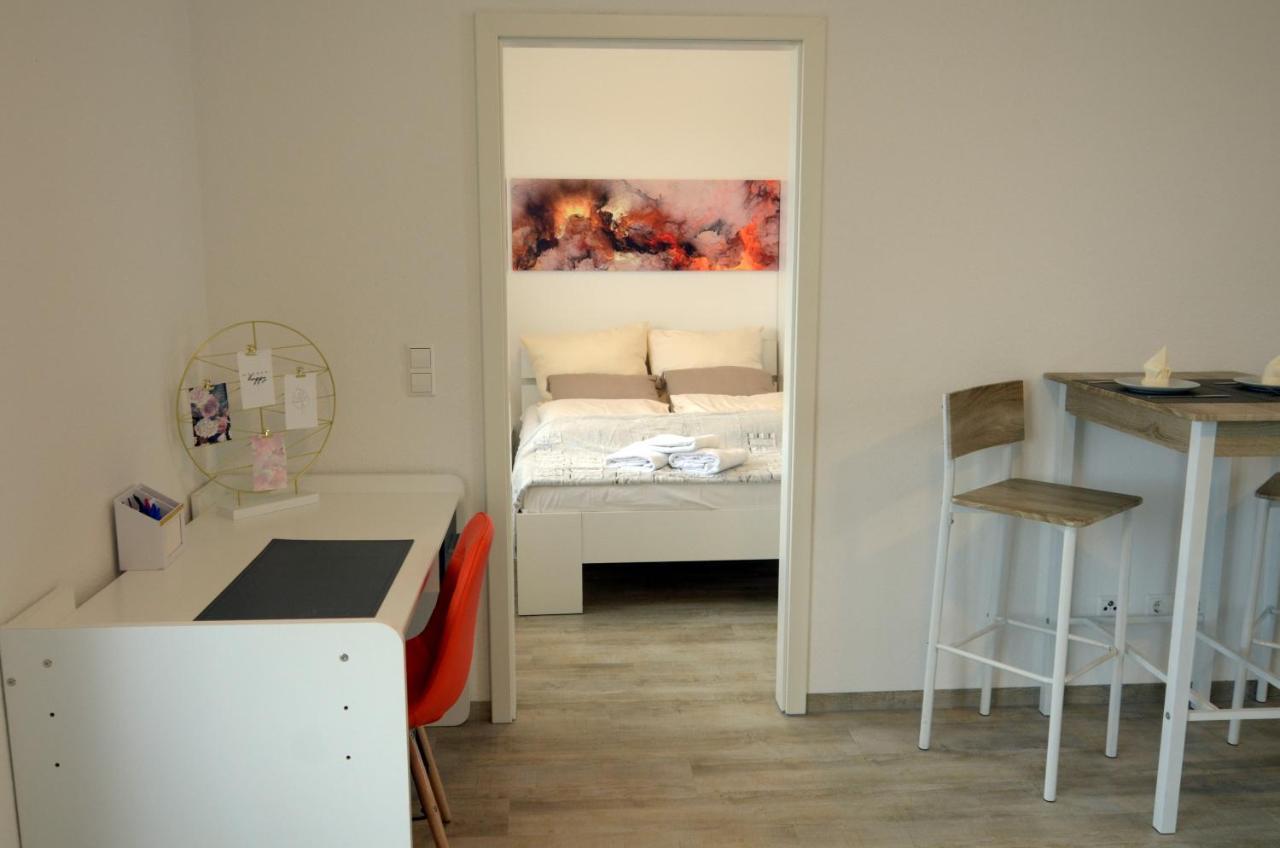 Unique Zentrale Moderne 2 Zimmer Wohnung Nahe Dem Park Вилинген-Швенинген Екстериор снимка